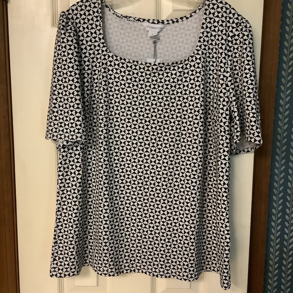 Liz Claiborne Top Short Sleeve White Geo Size XL New - Picture 1 of 11
